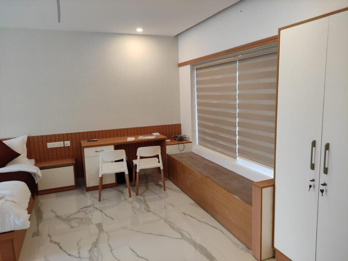 Seeheim Resorts Athirappilly Exterior photo